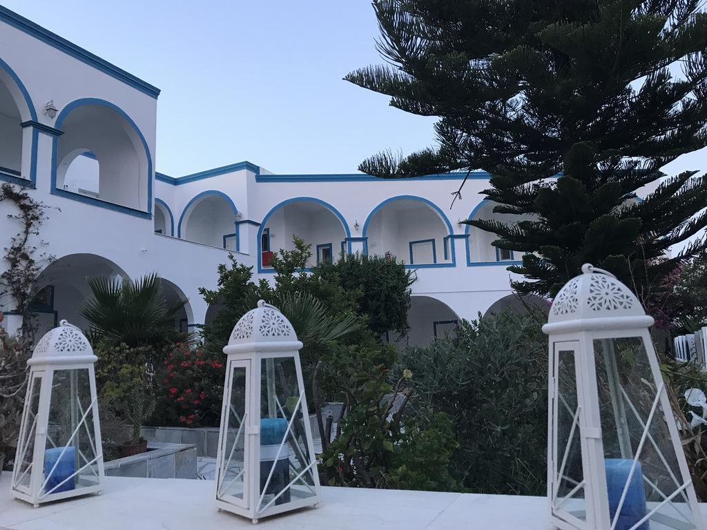 Hotel Lodos Karterados  Exterior photo
