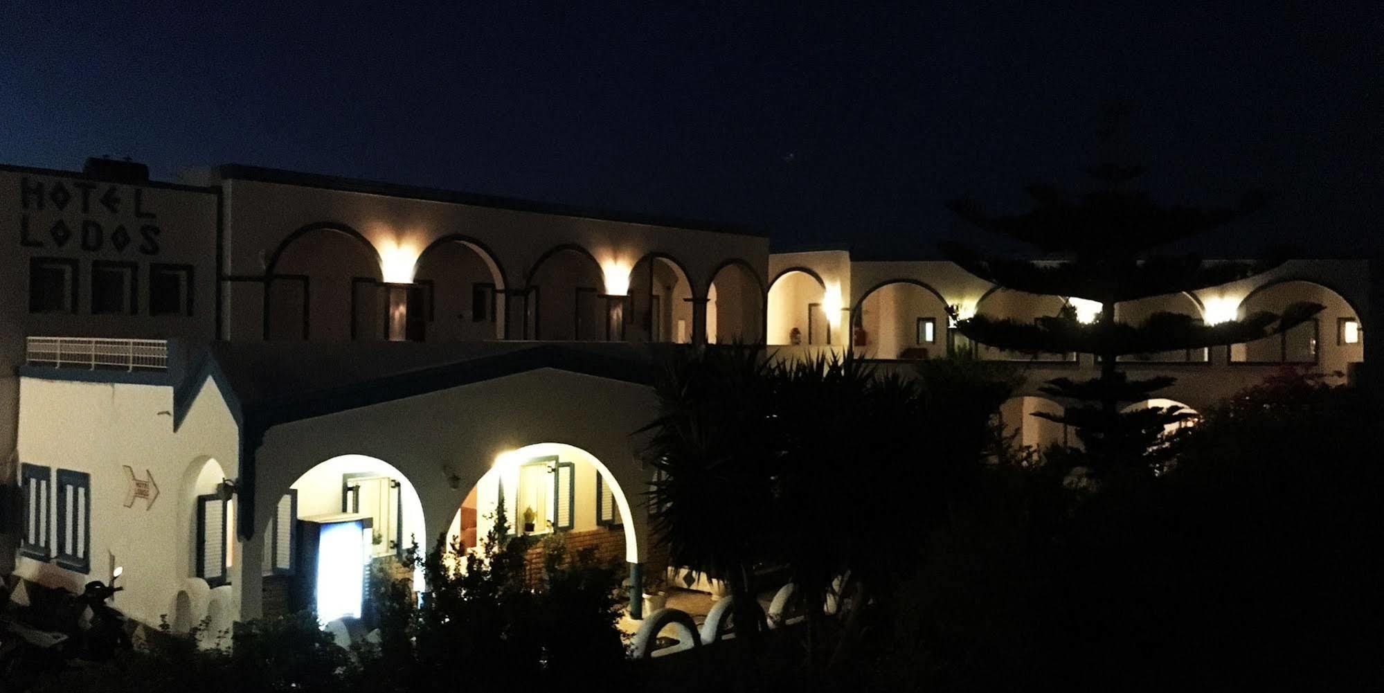 Hotel Lodos Karterados  Exterior photo